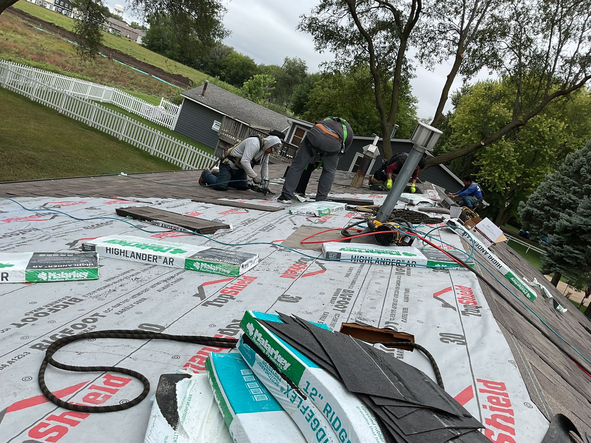 Certified Roofing & Gutters