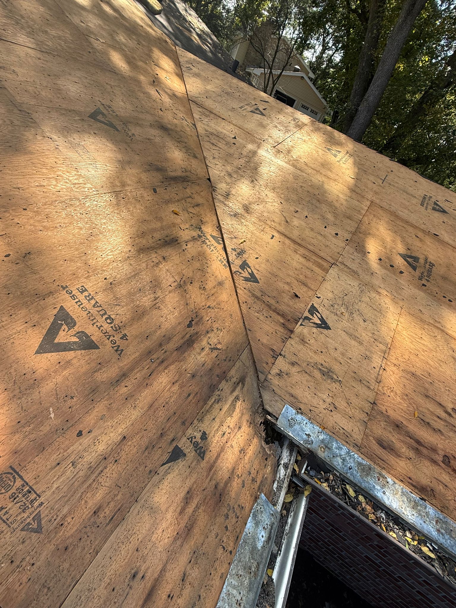 Certified Roofing & Gutters